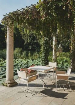 Gubi Tropique Eetkamerstoel, Classic White Semi Matt / Udine 12 10 Gubi Tropique Eetkamerstoel, Classic White Semi Matt / Udine 12 -Tuin Verkoop gubi tropique eetkamerstoel 14