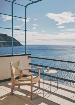 Gubi TS Outdoor Bijzettafel Ø40x51 Cm, Zwart/Wit Travertijn 10 Gubi TS Outdoor Bijzettafel Ø40x51 Cm, Zwart/Wit Travertijn -Tuin Verkoop gubi ts outdoor bijzettafel 40x51 cm zwart wit travertijn 2