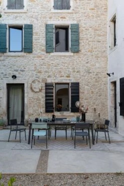 Lafuma Oron Tafel Aluminium, M 100x170-205 Cm, Titan 7 Lafuma Oron Tafel Aluminium, M 100x170-205 Cm, Titan -Tuin Verkoop lafuma oron 150x100 cm table ciment sable 38